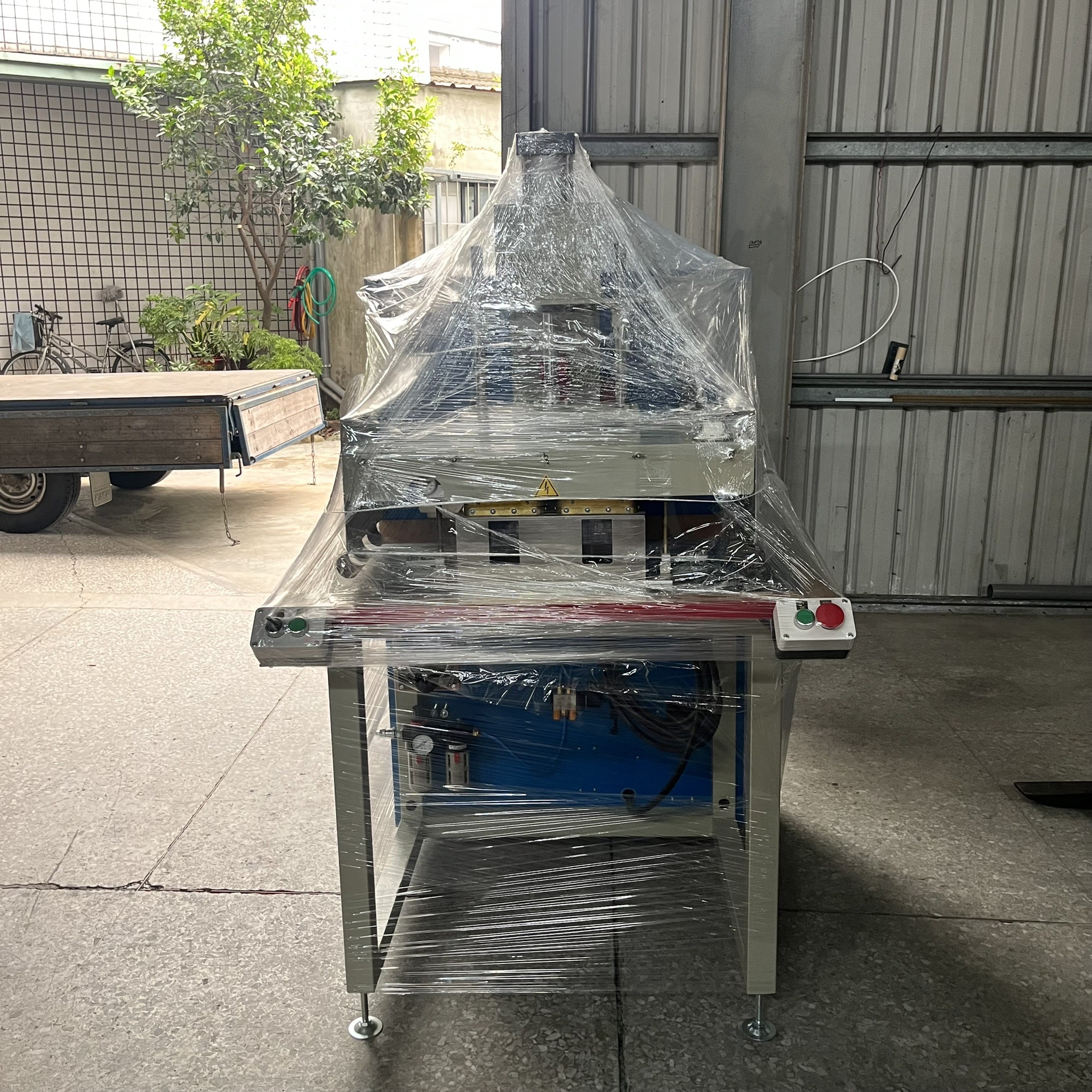 blister packaging welding machine